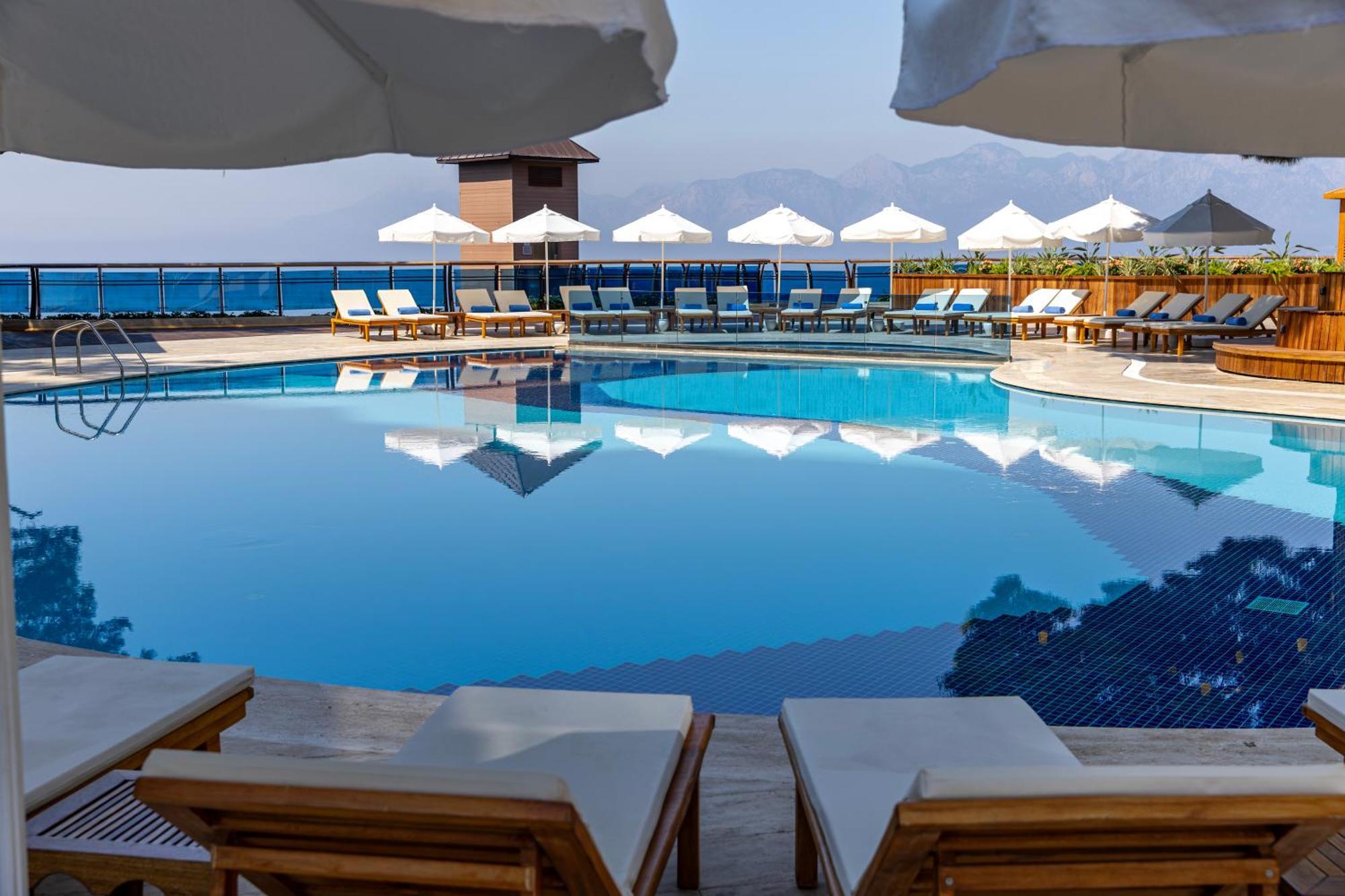 Delta Hotels By Marriott Antalya Lara - Adult Only Eksteriør billede
